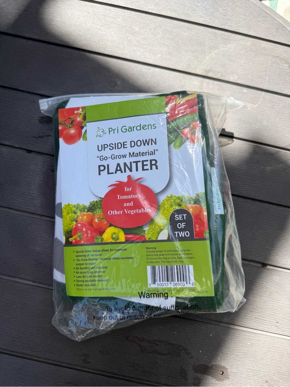 NWT Pri Gardens Upside Down tomato Planter Set Bundle of Two for Garden